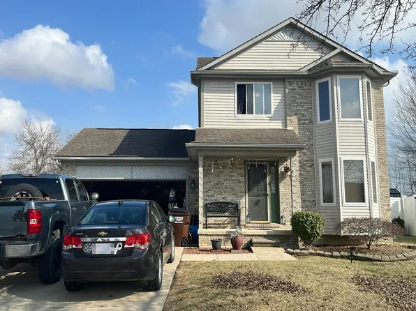 8878 Mikado Dr, Newport, MI 48166