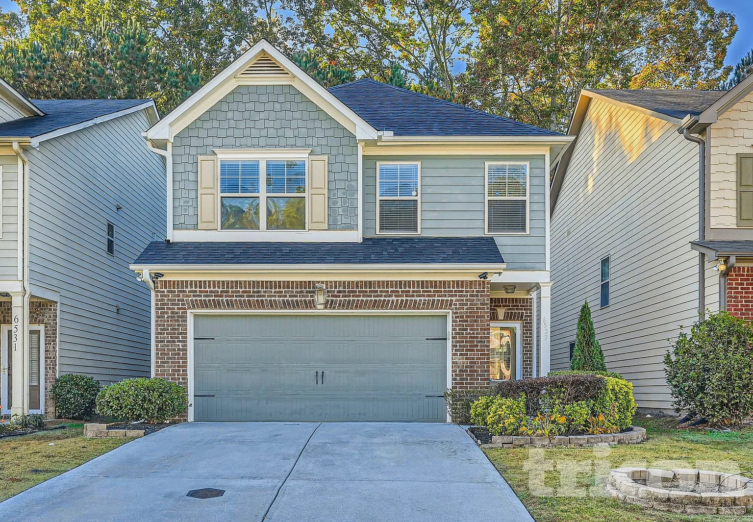 6527 Splitpine Ct Atlanta GA — Photo 2