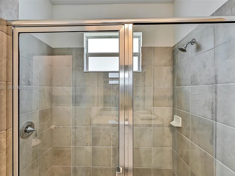 20545 Hazelnut Ct S — Photo 20