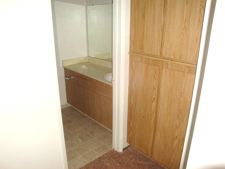 Georgia Court — Photo 15