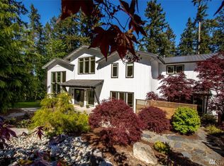 345 High School Rd NW, Bainbridge Island, WA 98110