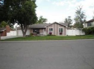 917 E Lazon Dr, Sandy, UT 84094