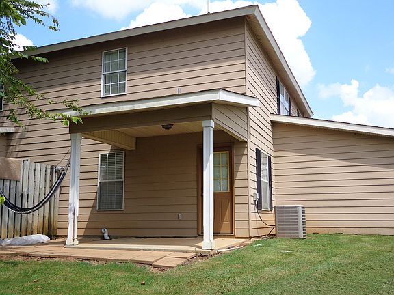 5th image of 743 Kirk Cauldy Dr