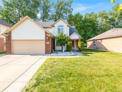 13563 Trotters Ln, Sterling Heights, MI, 48313