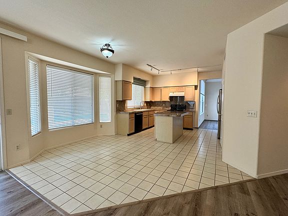 5th image of 4244 E White Aster St