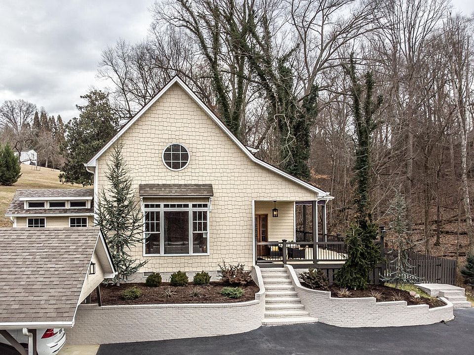 1st image of 2109 Westwind Dr