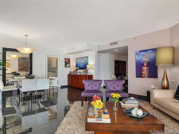 3rd image of 1581 Brickell Ave APT 1805