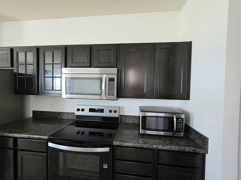 2393 Shadow Bend Dr — Photo 1