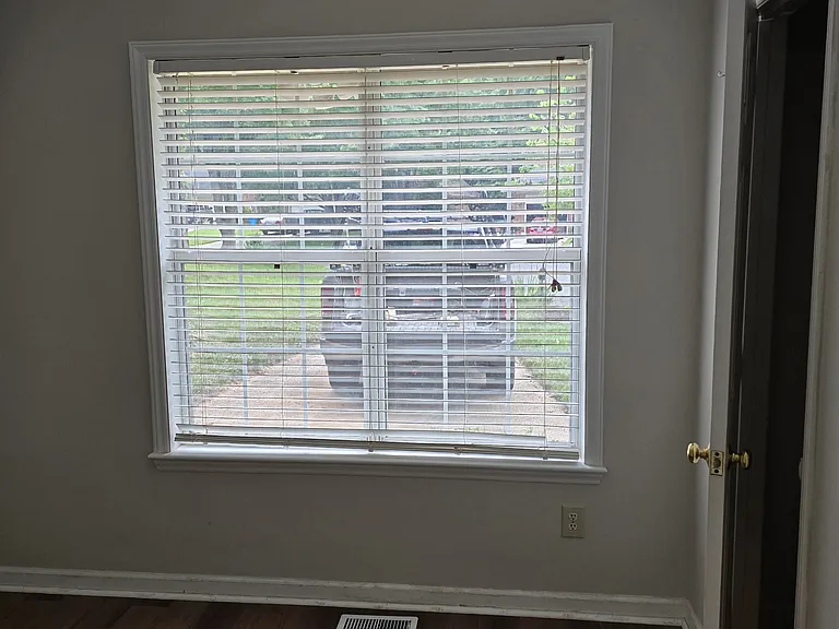 8003 David Lee Ln — Photo 17