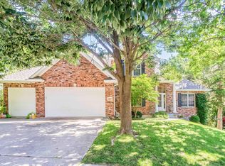 1807 Crystal Point, Columbia, MO 65203