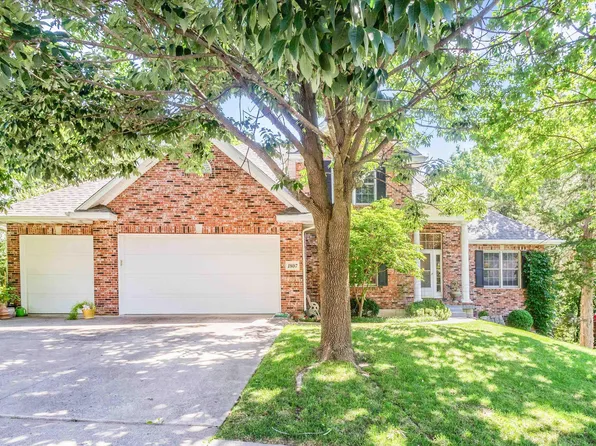 1807 Crystal Point, Columbia, MO 65203