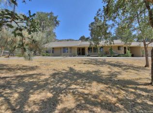 24150 Serra Pl, Tehachapi, CA 93561