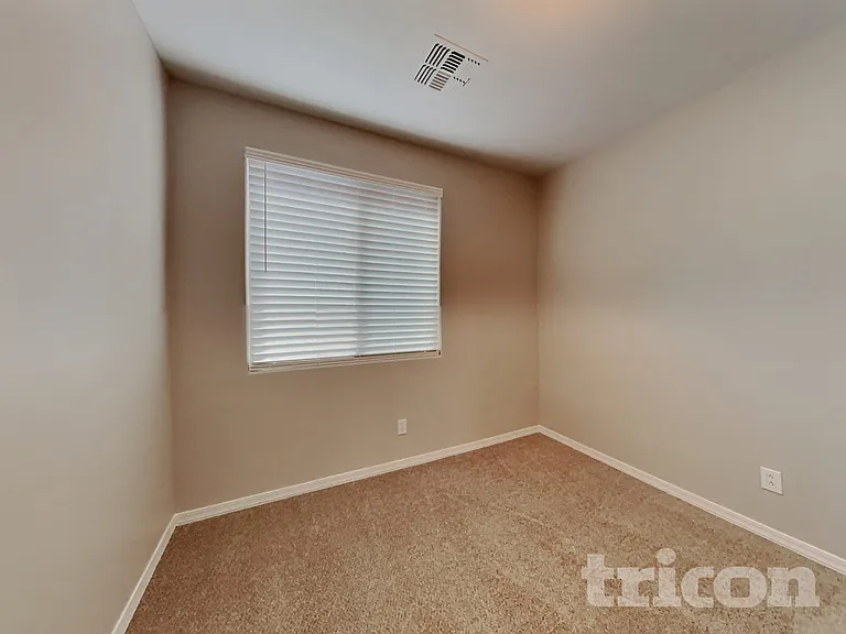 2403 W Kristina Ave — Photo 14