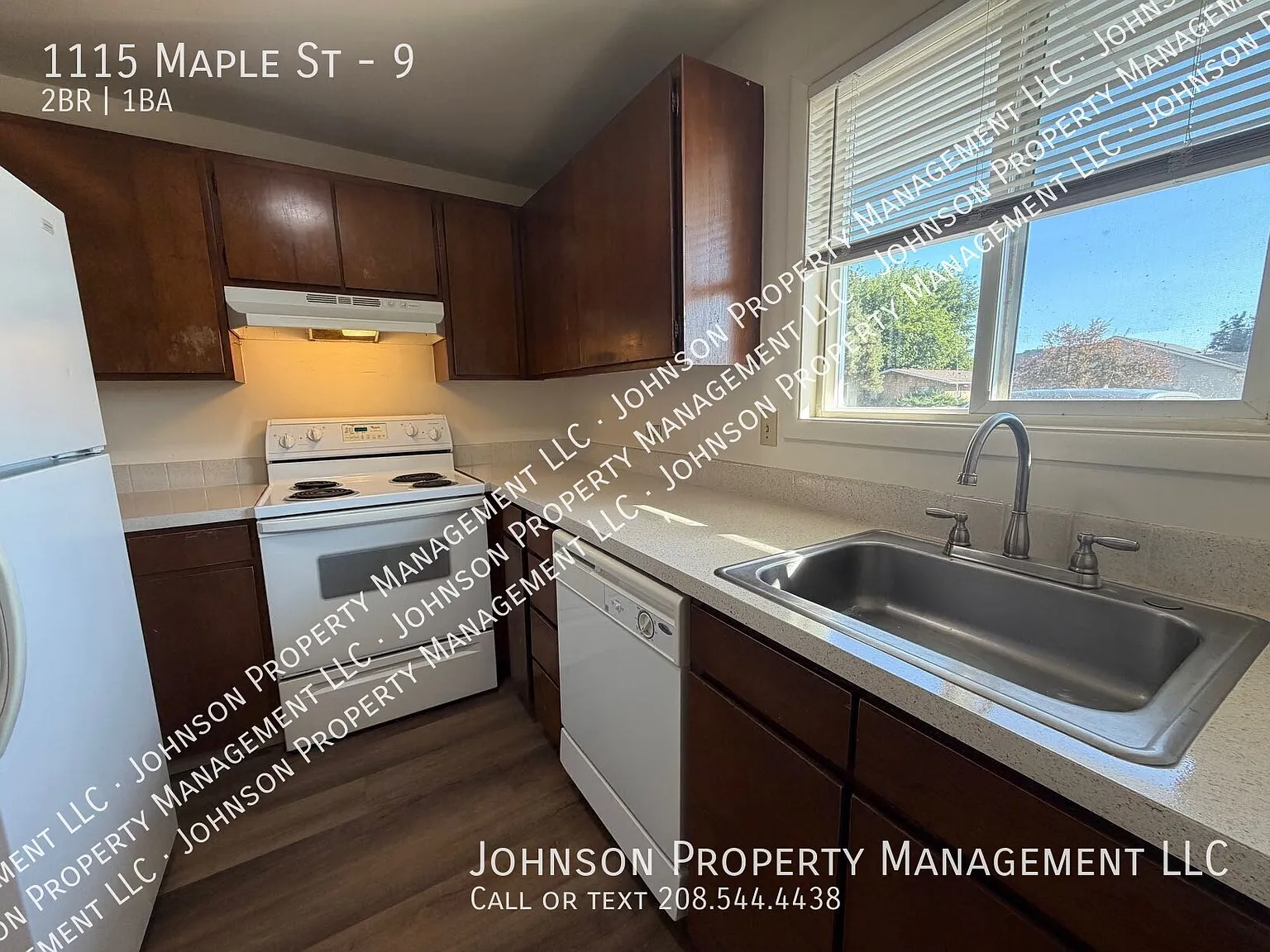 Spacious South Nampa Apartment with Single Car Garage. — Photo 3