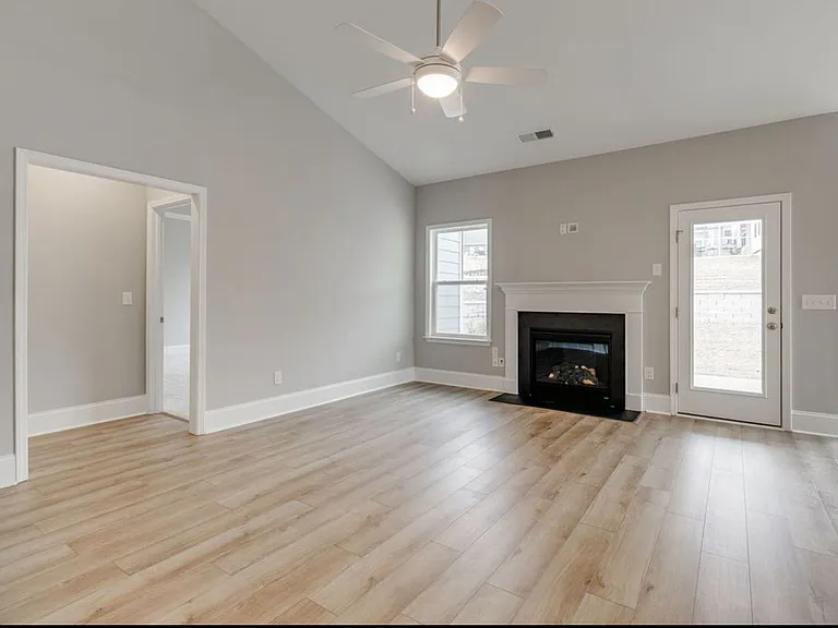 5001 Lincoln Reece Ln — Photo 4
