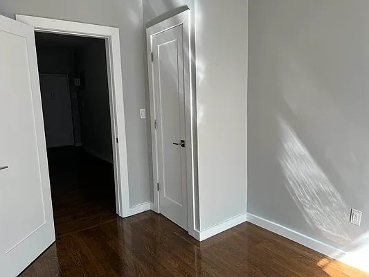 Rented by Premier One Realty LLC | media 5