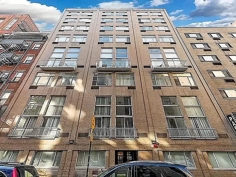 220 E 24th St #5H — Photo 6