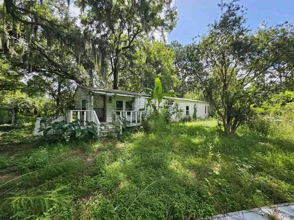 350 Clubhouse Dr, Midway, GA 31320