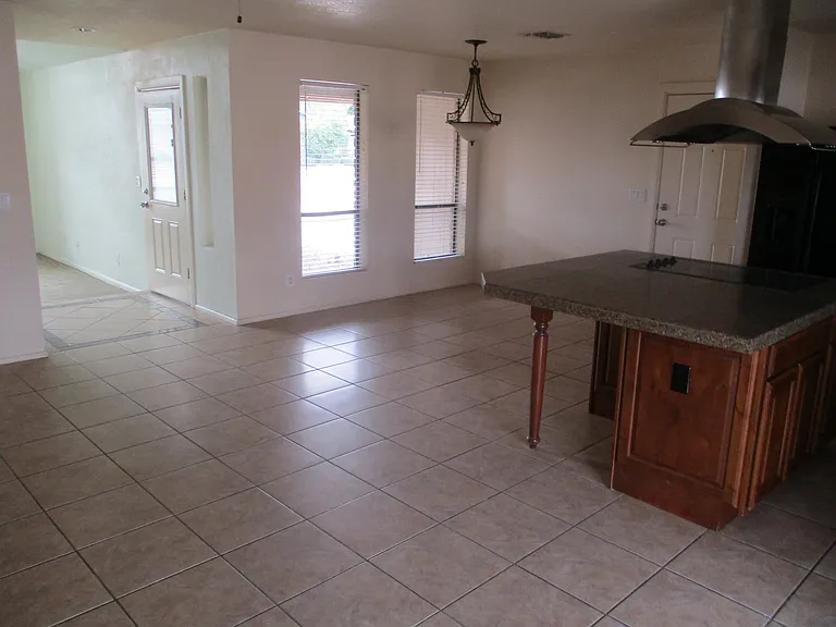 1328 W Plata Ave — Photo 3