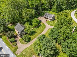 11 Brownstone Ln, Elverson, PA 19520