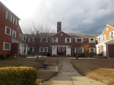 255-31 73rd Avenue #H-2, Glen Oaks, NY, 11004