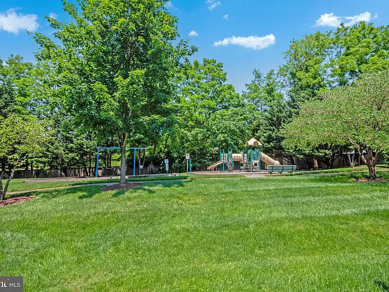 11715 Gunners Dr — Photo 29