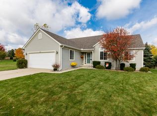 5887 Westover Dr, Bath, MI 48808