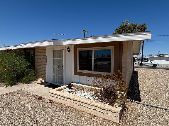 2nd image of 10370 W Oakmont Dr