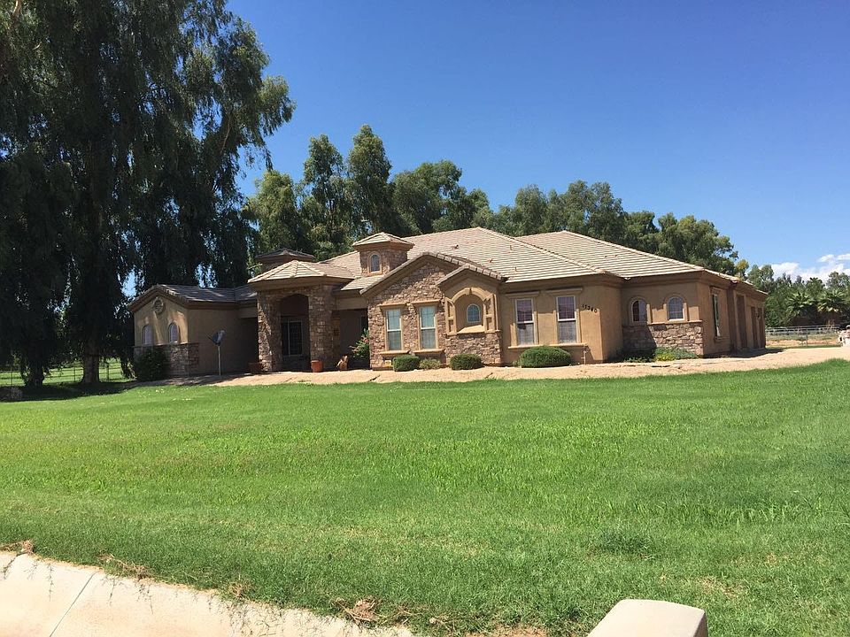 2nd image of 17340 W Rose Ln