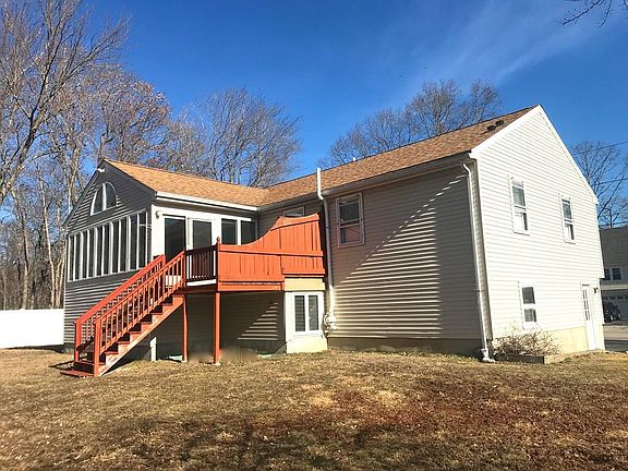 2nd image of 28 Caroline Dr