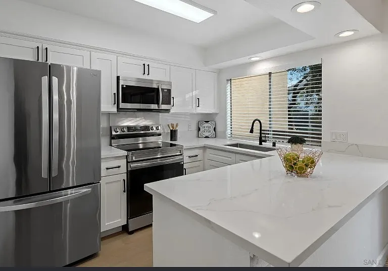 7954 Mission Center Ct #I — Photo 2