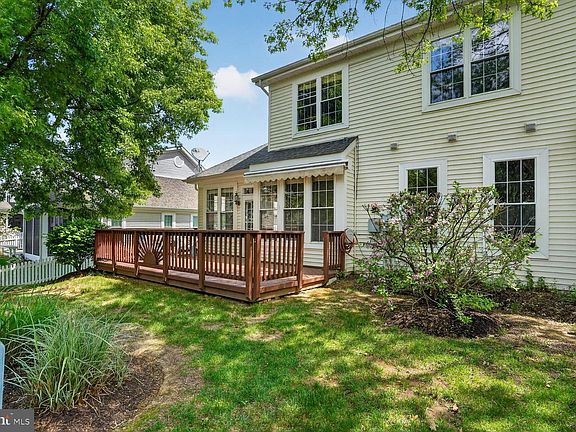 4th image of 17657 Glass Ridge Pl