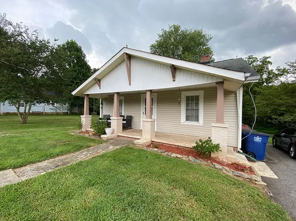 4736 White Rock Rd, Winston Salem, NC 27105
