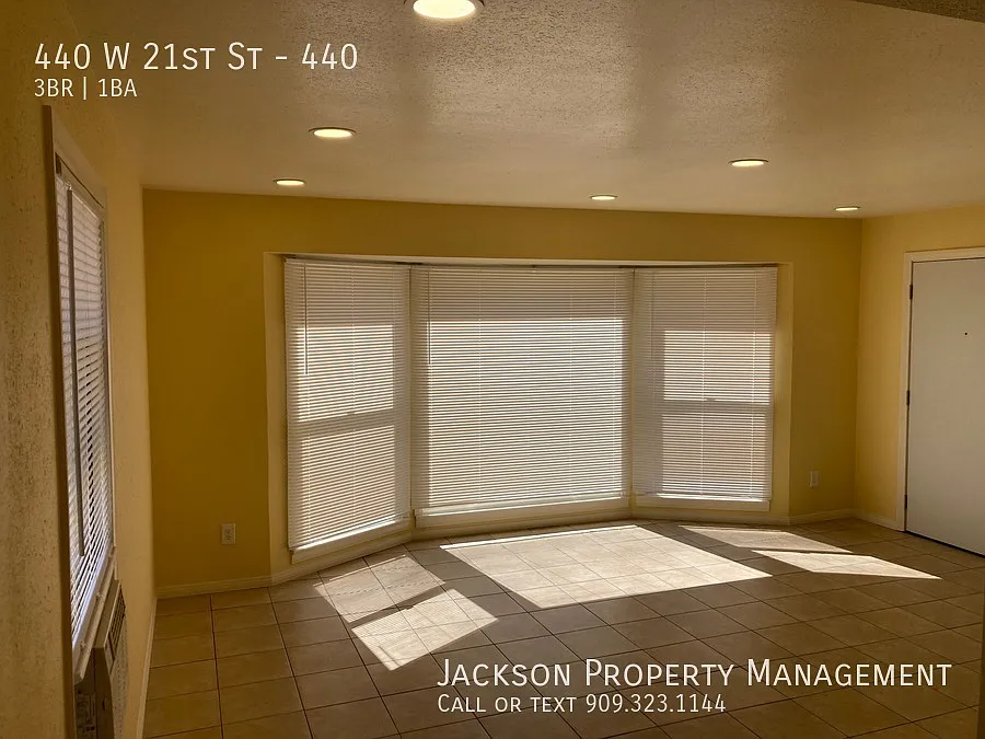 440 W 21st St #440