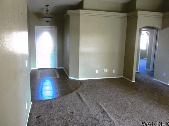 3rd image of 3332 Sand Piper Dr