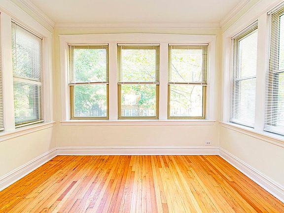 Photos are of Apt 1 in the building which is similar format and style to Apt 3.