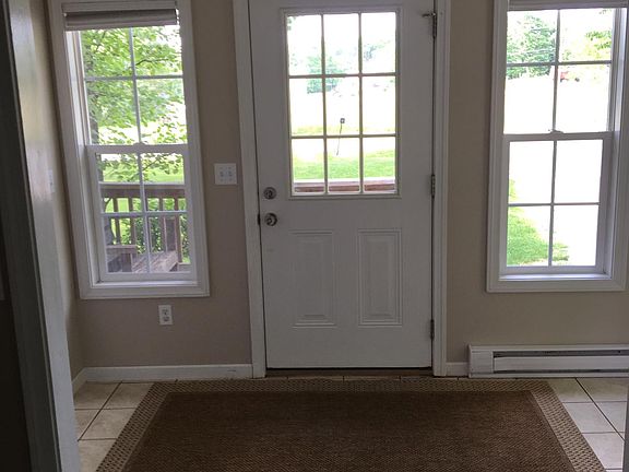 3rd image of 445 Ferncliff Ave