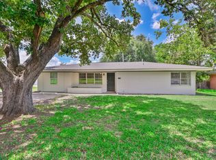 200 Helena St, Bryan, TX 77801