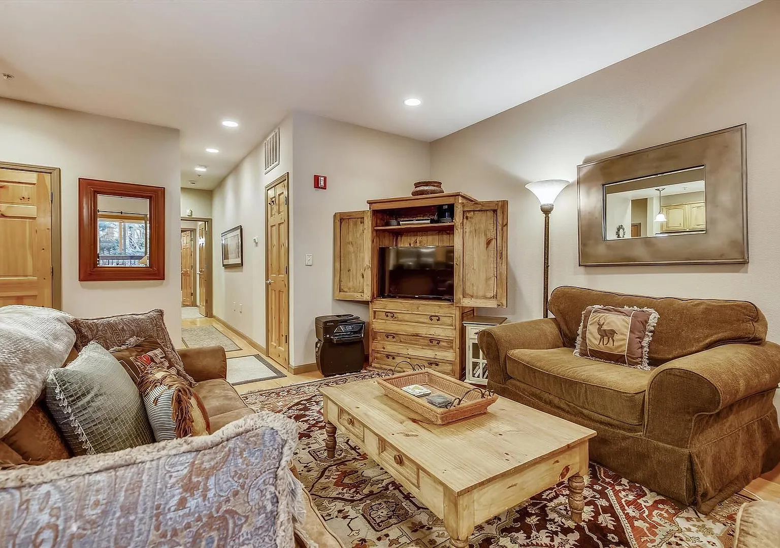 Tavern Inn 2 Bedroom Ski Lease in Olympic Valley — Photo 4
