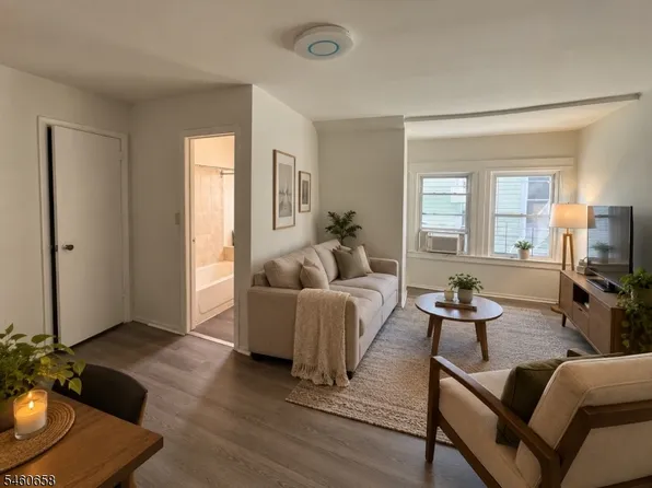 854 S 15th St APT 3, Newark, NJ 07108