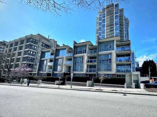 619 5th Ave, New Westminster, BC V3M 1X3