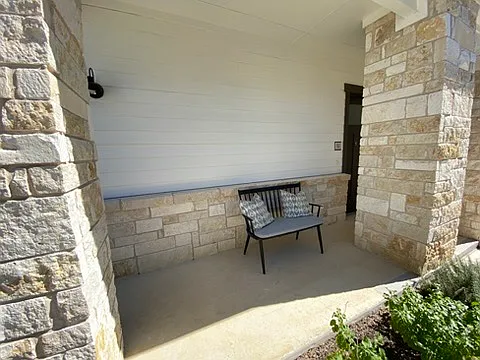 Round Valley Trl — Photo 2
