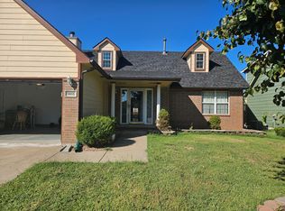 1811 S Shiloh St, Wichita, KS 67207