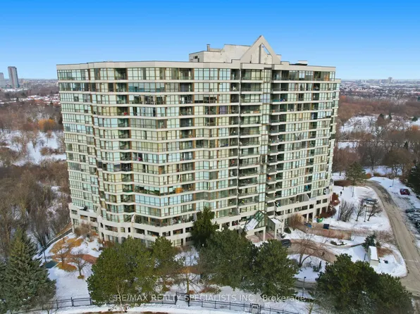 1 Rowntree Rd #1707, Toronto, ON M9V 5G7