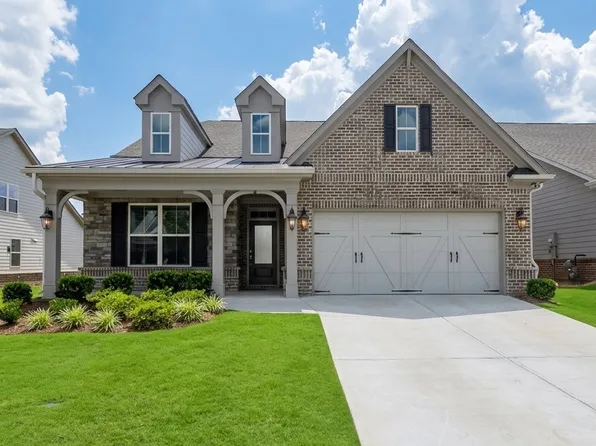 384 Yardley Ln, Grayson, GA 30017