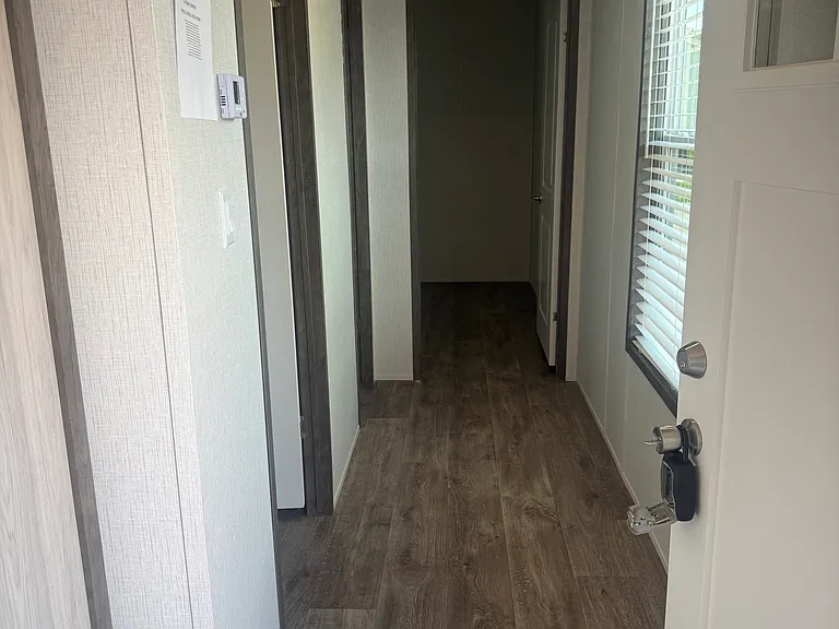 148 Navasota Dr — Photo 7