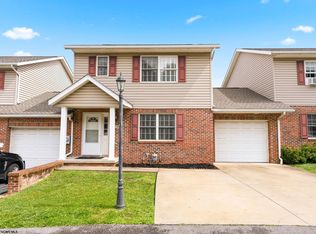 163 Meadow Ridge Dr, Morgantown, WV 26505