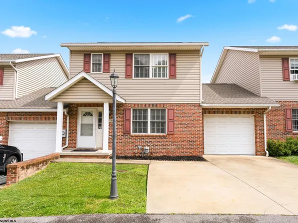 163 Meadow Ridge Dr, Morgantown, WV 26505