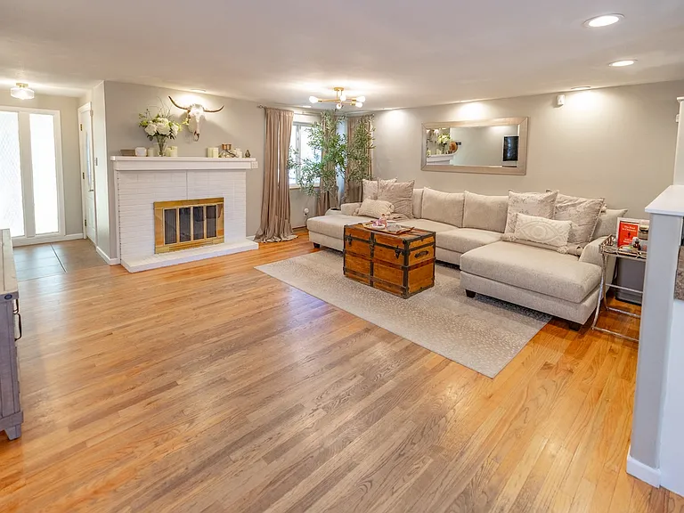 2900 S Jay St — Photo 20