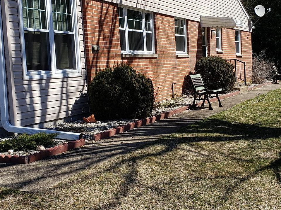 2nd image of 36B Hudson Pkwy #0